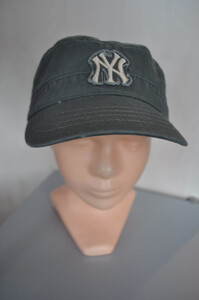 Chłopięca czapka z daszkiem letnia Maximo MLB